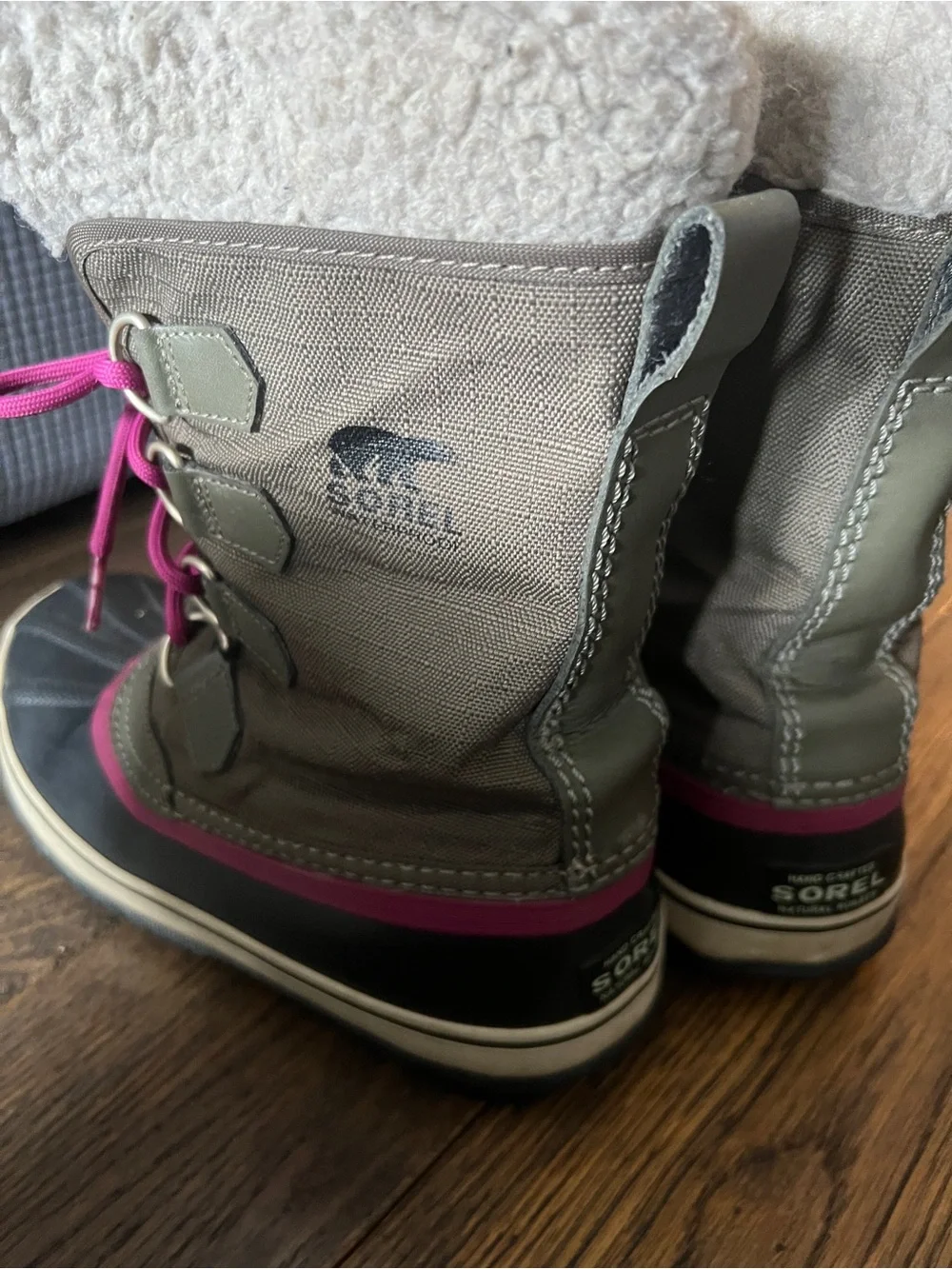Sorel insulated women